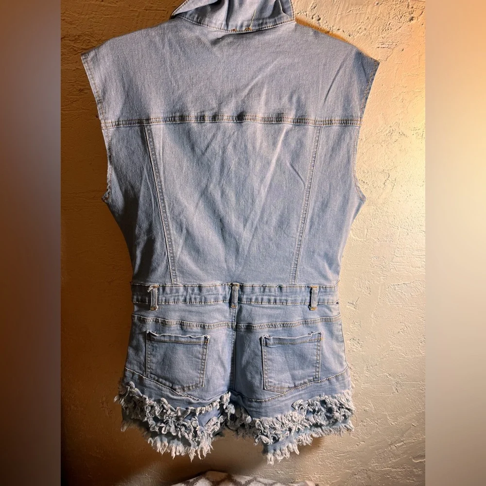 Denim Sleeveless Romper with Frayed Hem L festival coastal cowgirl